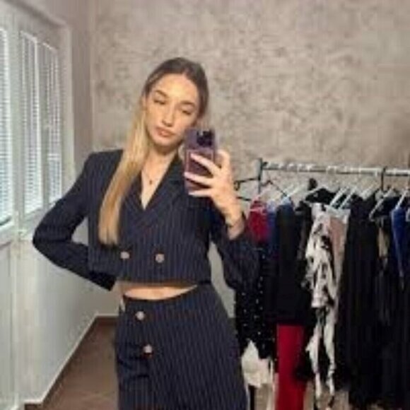 Free People Crop Blazer Tailored Navy Pinstripe Collared Gold Buttons Jacket M - Picture 12 of 12